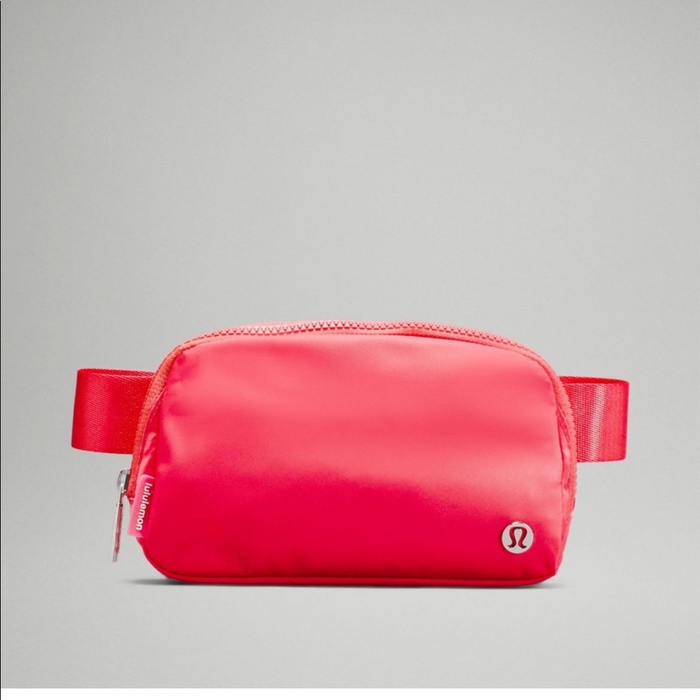 Lululemon everywhere belt bag NEW!